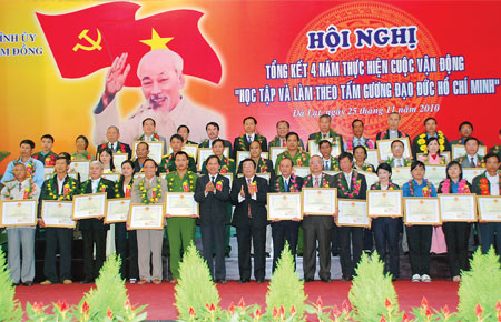 Ninh Giang: Tổng kết 4 năm thực hiện cuộc vận động “Học tập và làm theo tấm gương đạo đức Hồ Chí Minh”